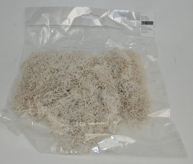 MUSGO NATURAL BLANCO TEÑIDO/50GRS.