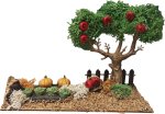GRUPO HUERTO CON ARBOL / 18X18X13CMS