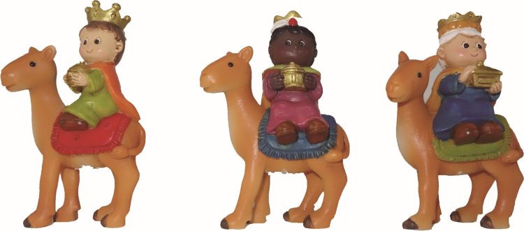 JUEGO REYES INFANTIL A CAMELLO RESINA 6CMS